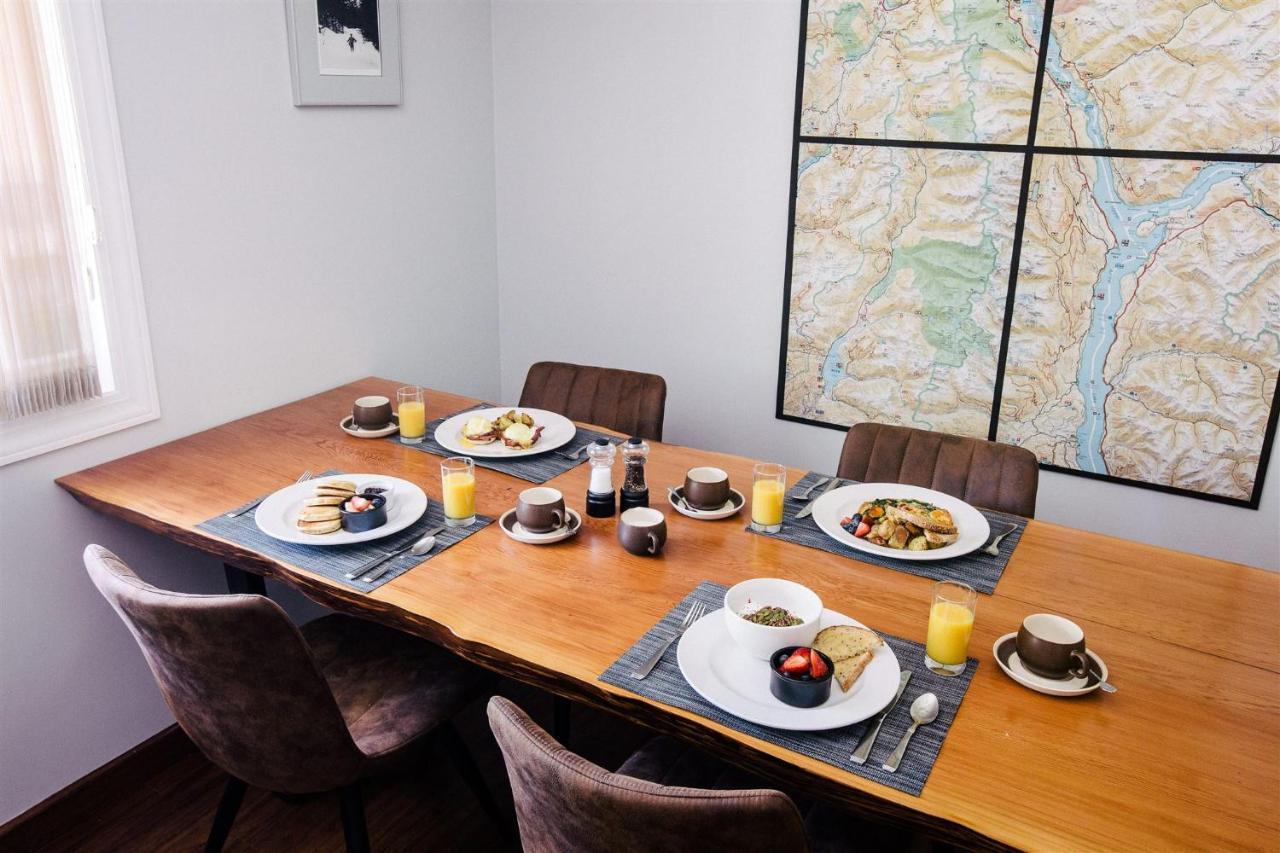 Alpenrose Revelstoke Bed & Breakfast المظهر الخارجي الصورة