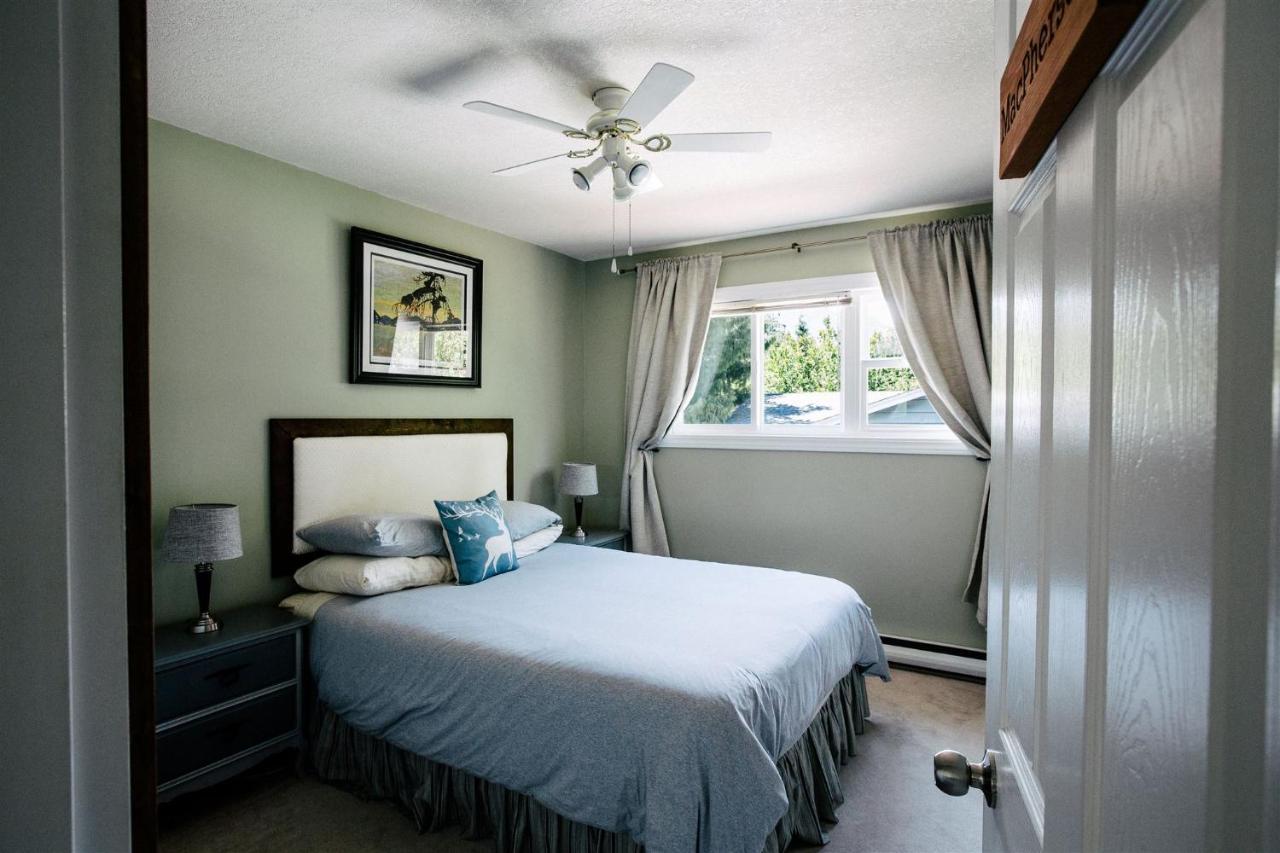 Alpenrose Revelstoke Bed & Breakfast المظهر الخارجي الصورة