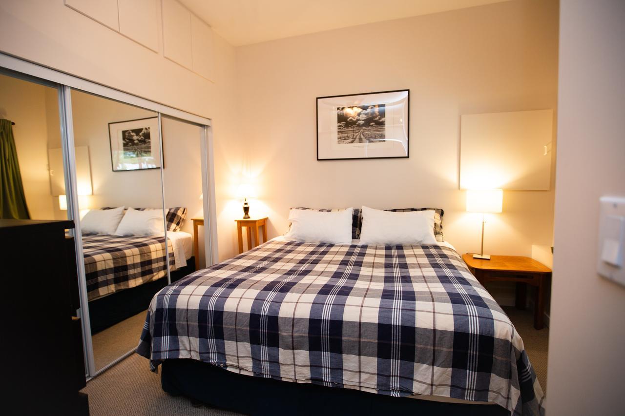 Alpenrose Revelstoke Bed & Breakfast المظهر الخارجي الصورة